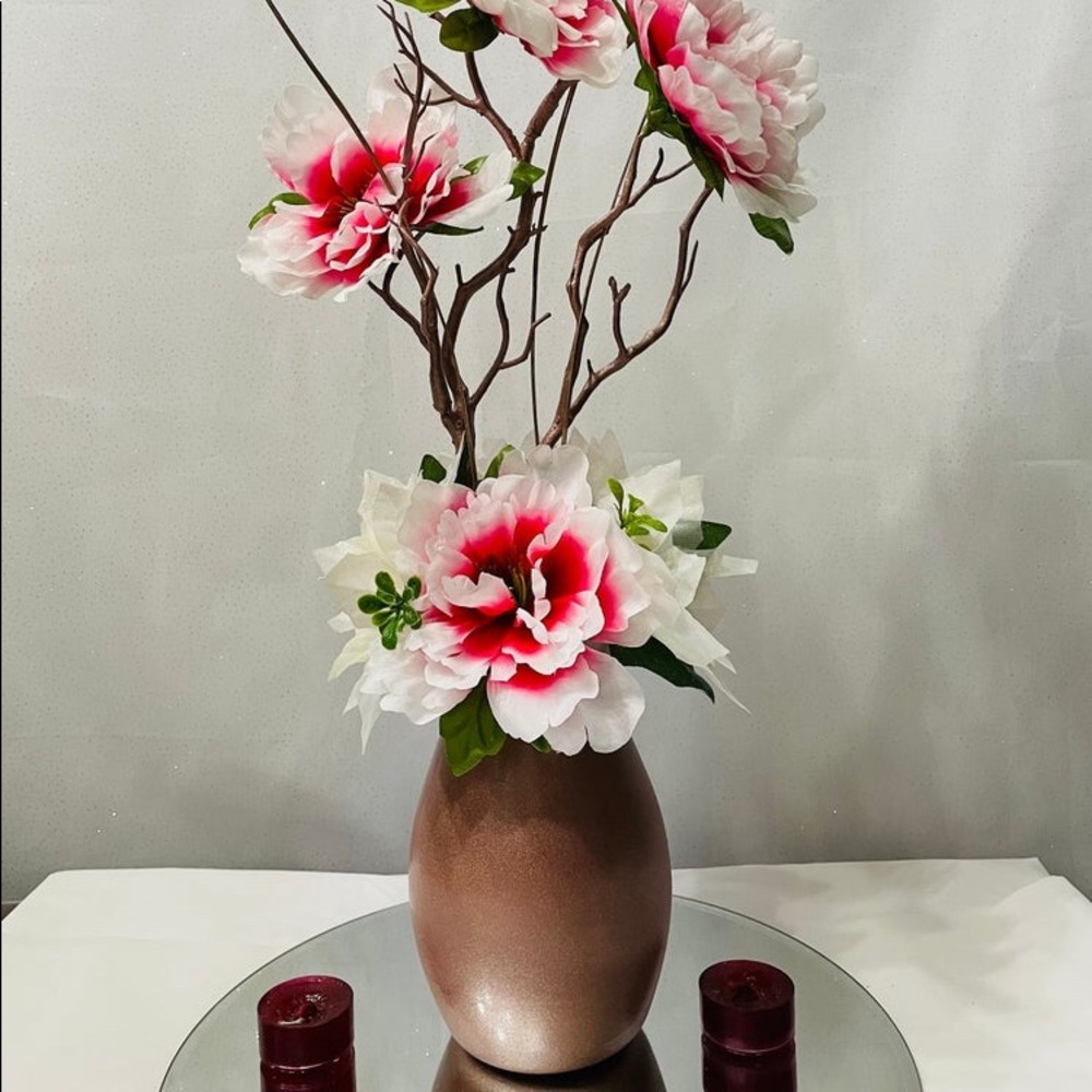 Pink and White Centerpiece RoseGold